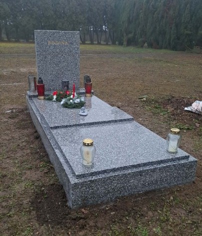 Nový hrob